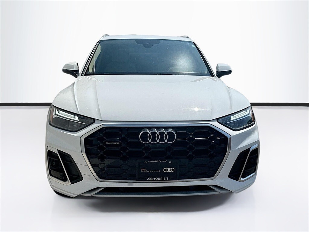 2024 Audi Q5 45 S line Premium Plus photo 2