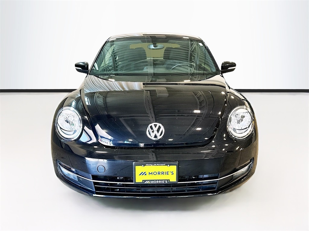 Used 2012 Volkswagen Beetle 2.0 with VIN 3VW4A7AT7CM622254 for sale in Onalaska, WI
