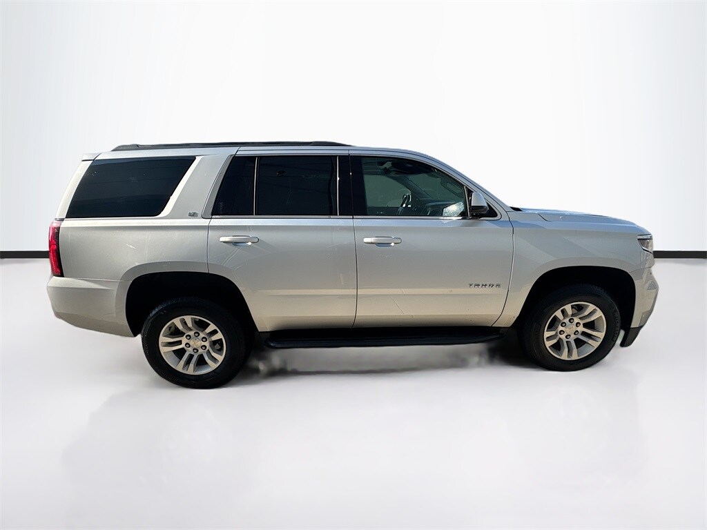 2018 Chevrolet Tahoe LT photo 4