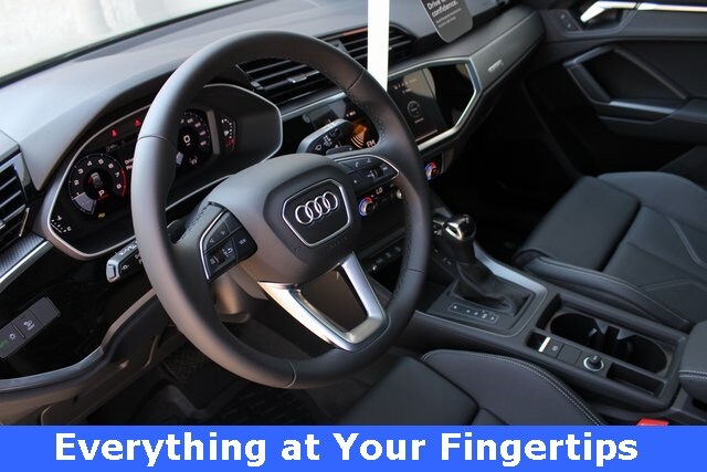 2025 Audi Q3 45 TFSI S line Premium photo 2