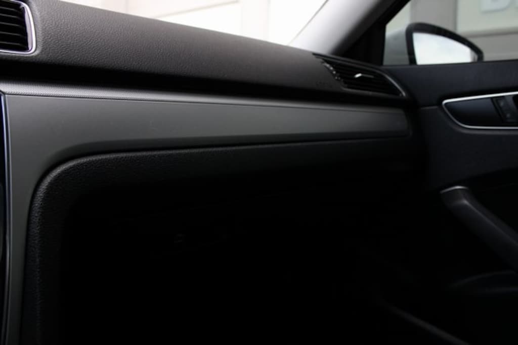 Used 2016 Volkswagen Passat 1.8T Sedan