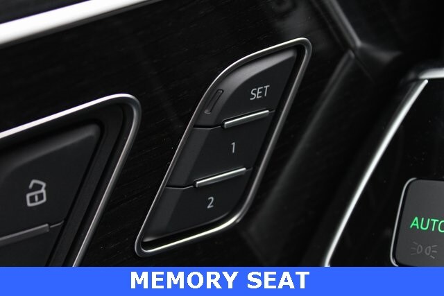 2025 Audi Q7 55 Premium photo 4