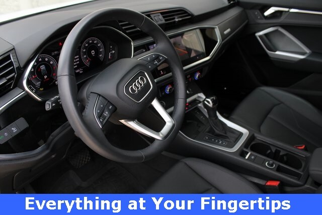 2024 Audi Q3 Premium Plus S line photo 2