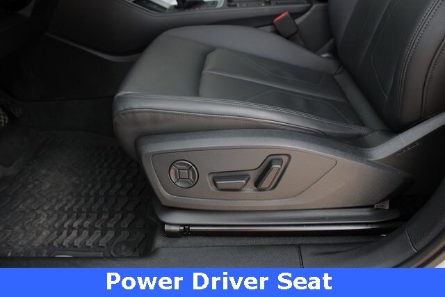 2024 Audi Q3 Premium Plus S line photo 4