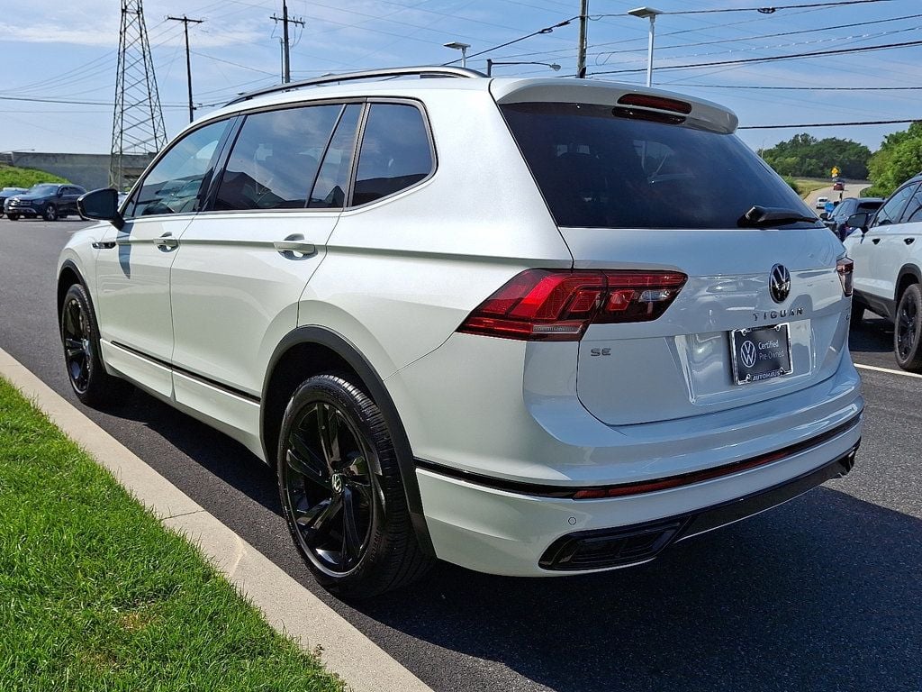 2024 Volkswagen Tiguan SE R-Line Black photo 3