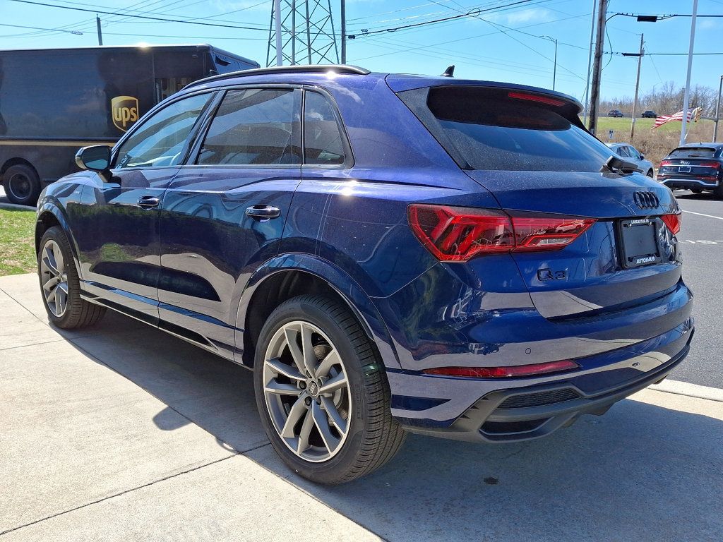 2025 Audi Q3 45 TFSI S line Premium photo 4