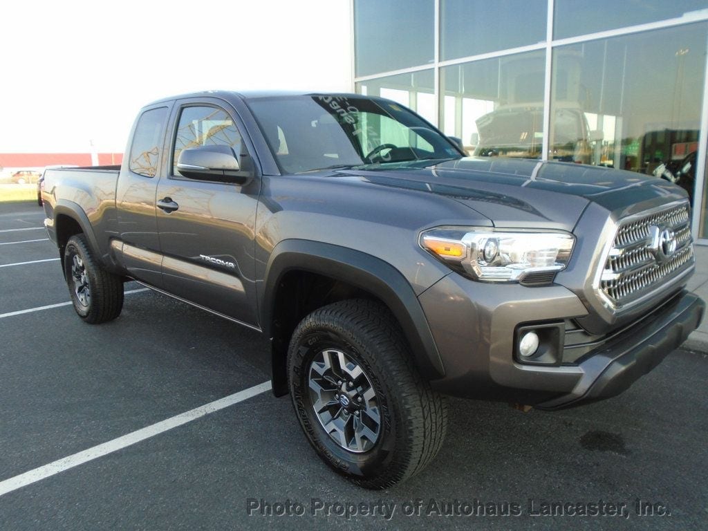 Used 2017 Toyota Tacoma TRD Off Road with VIN 5TFSZ5ANXHX075913 for sale in Lancaster, PA