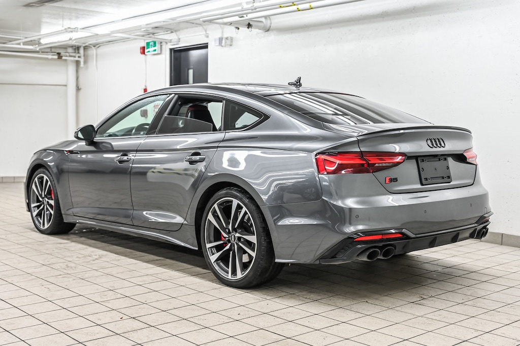 Used 2023 Audi  Progressiv Black PKG Sport Exhaust À hayon