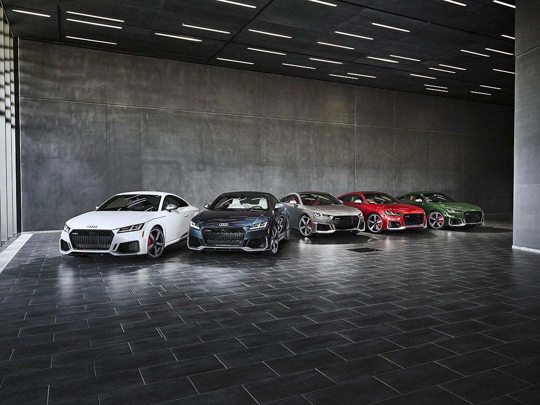 audi-tt-rs-heritage-2022-461644246071412.jpeg