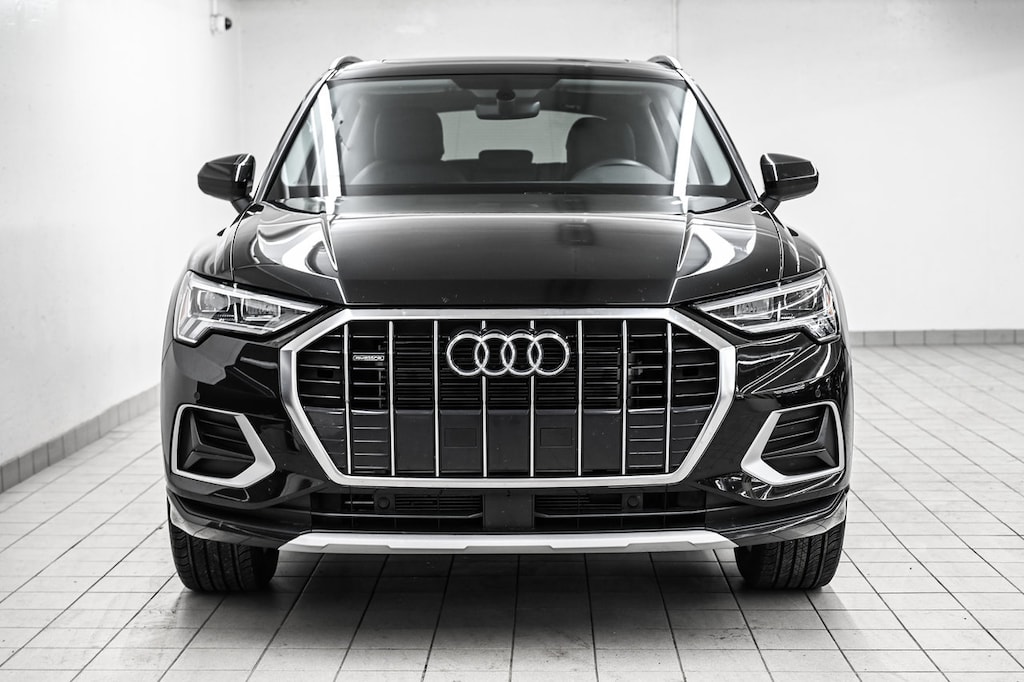 Used 2023 Audi  45TFSI Komfort, Phone BOX VUS