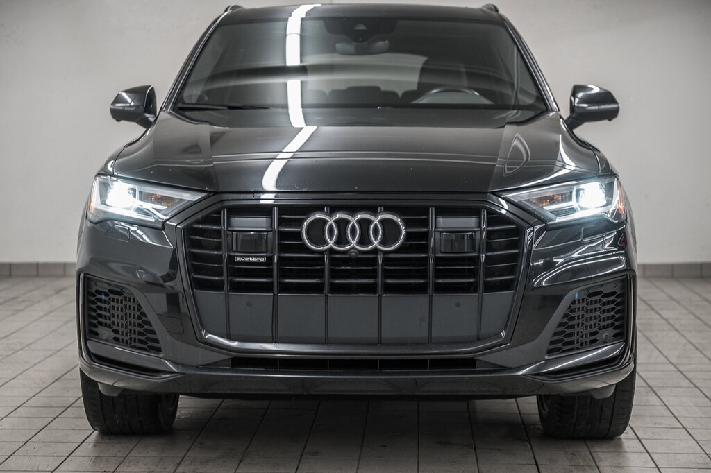 Used 2022 Audi  Progressiv S-Line Black Optic Driver Assist 22 PCS VUS