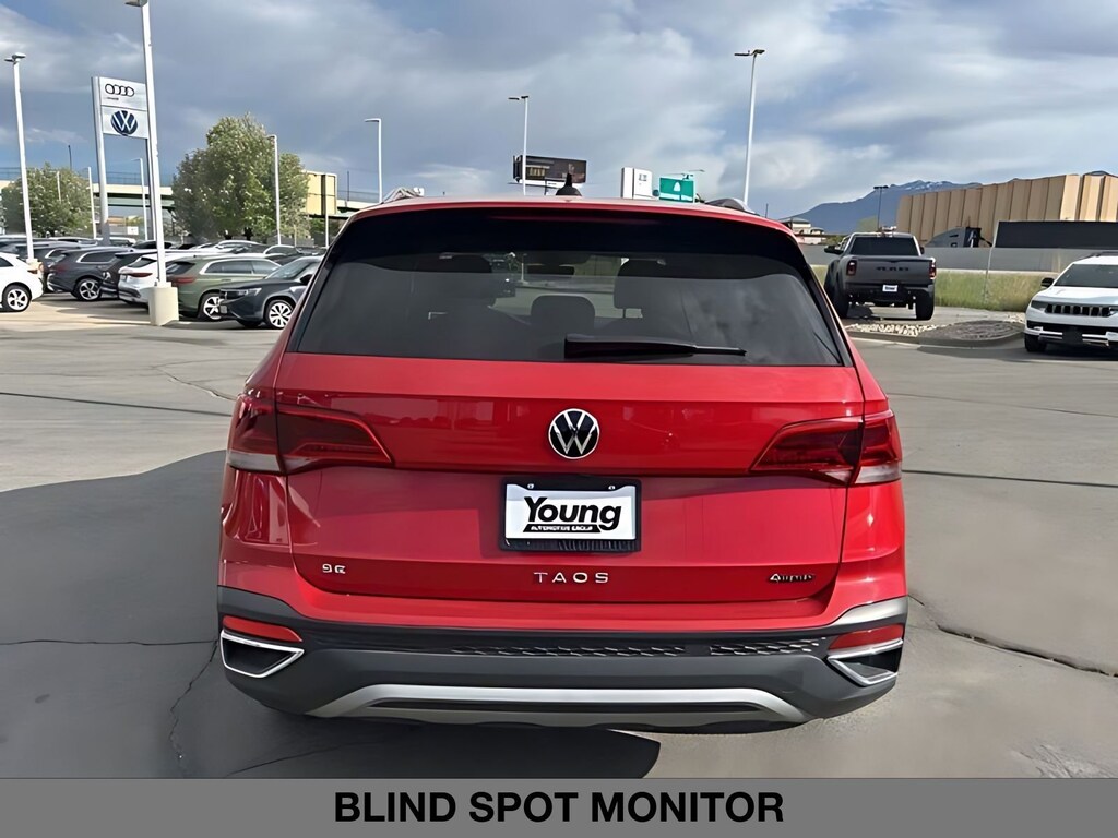 Used 2023 Volkswagen Taos SE SUV