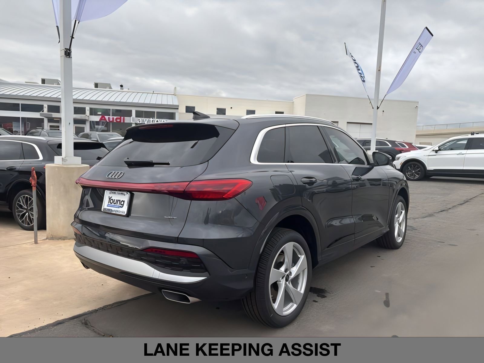 2025 Audi Q5 2.0T Premium Plus photo 4