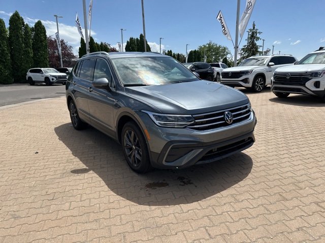 Used 2024 Volkswagen Tiguan SE with VIN 3VV2B7AX2RM012511 for sale in Layton, UT