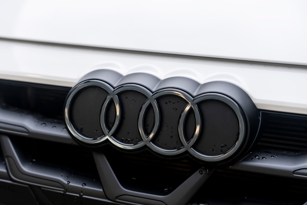 Certified 2025 Audi  40 Technik Berline