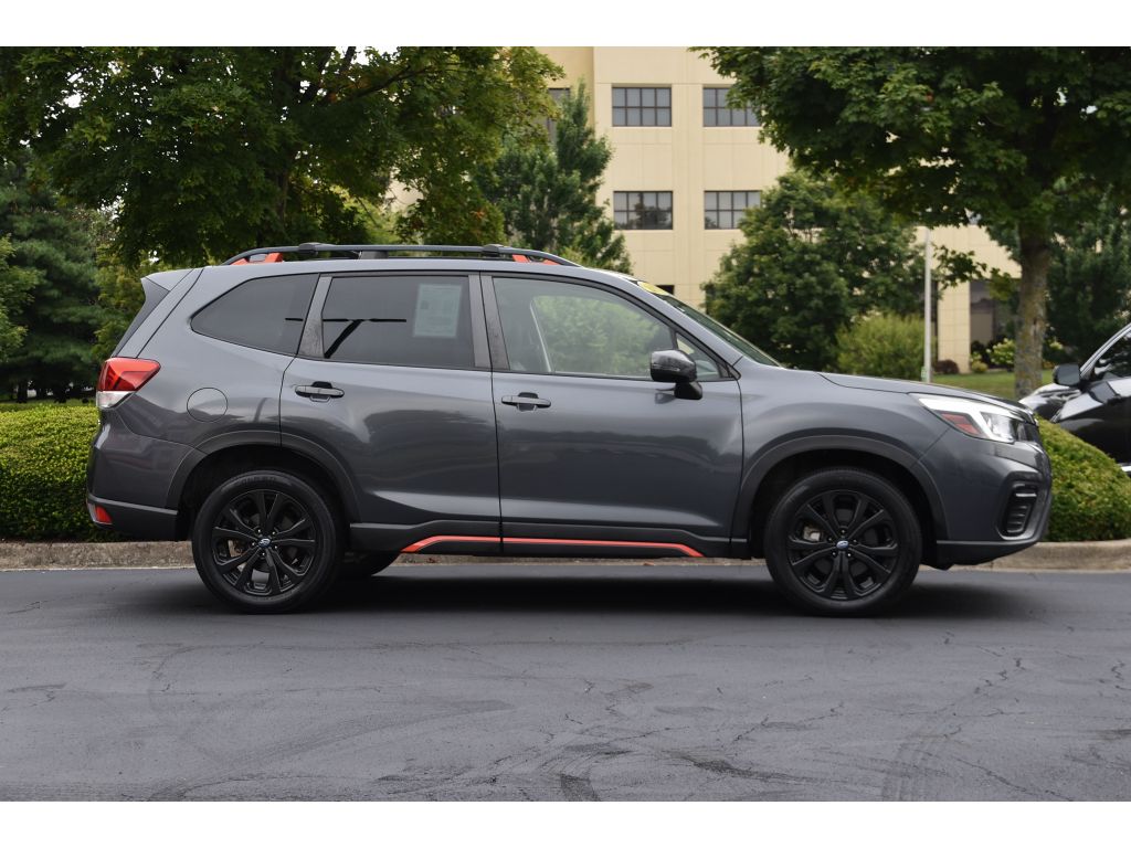 2020 Subaru Forester Sport photo 2