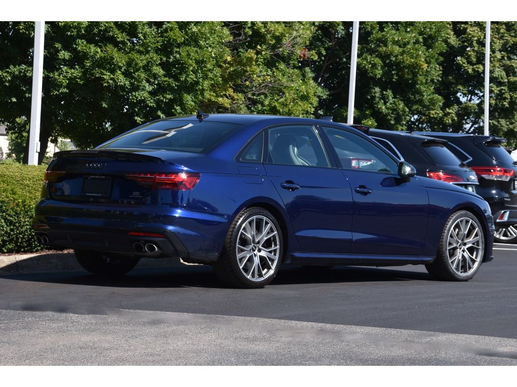 2022 Audi S4 Base Premium Plus photo 2