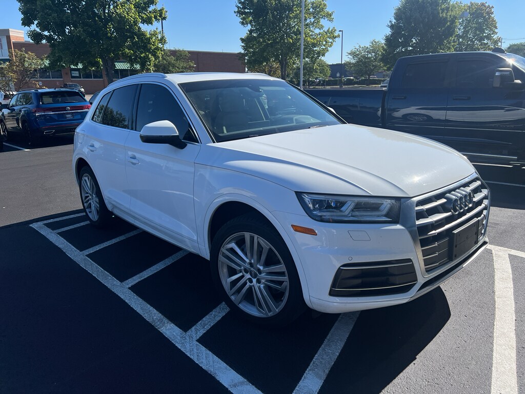 2018 Audi Q5 Premium Plus photo 2