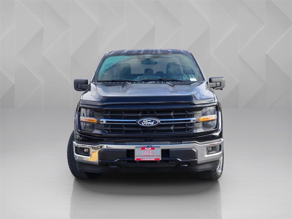 2024 Ford F-150 XLT photo 2