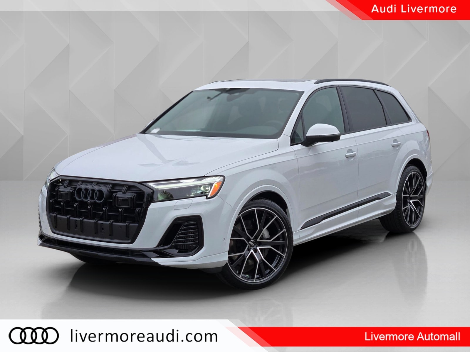 2025 Audi Q7 Premium Plus's photo