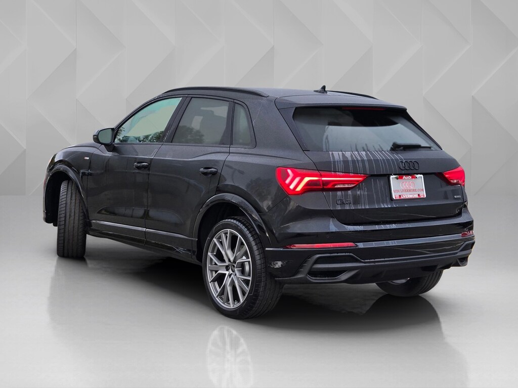New 2025 Audi Q3 45 S line Premium Plus SUV