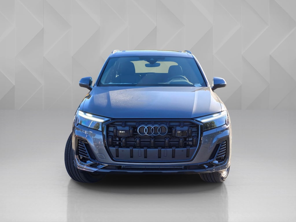 New 2025 Audi Q7 45 Premium Plus SUV
