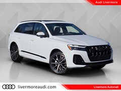 2025 Audi Q7 45 Premium Plus SUV