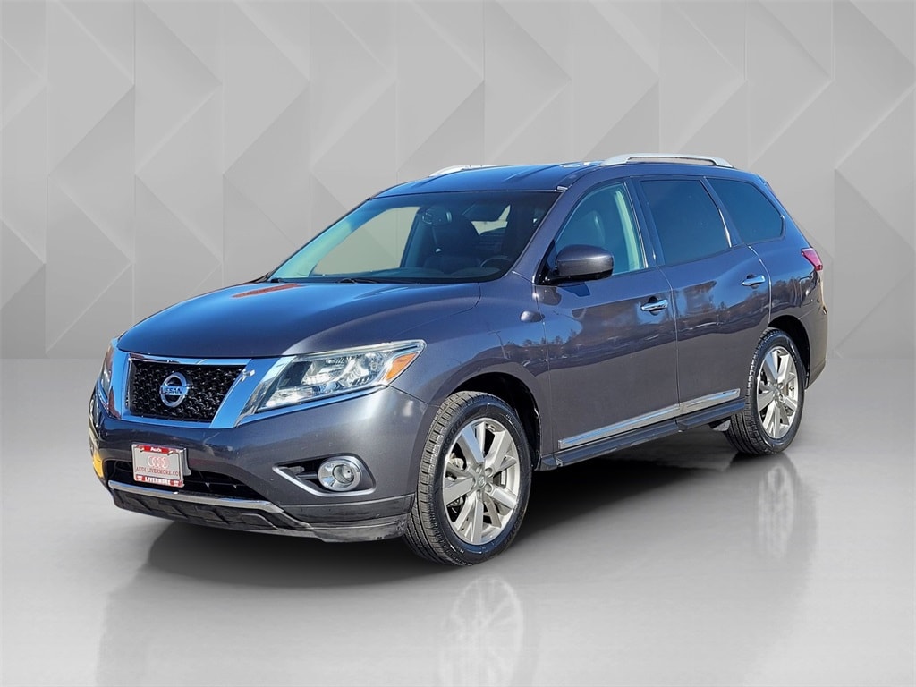 Used 2013 Nissan Pathfinder Platinum SUV