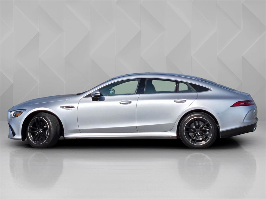 2022 Mercedes-Benz AMG GT 43 Base photo 2