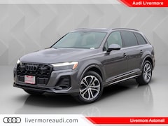 2025 Audi Q7 45 Premium Plus SUV