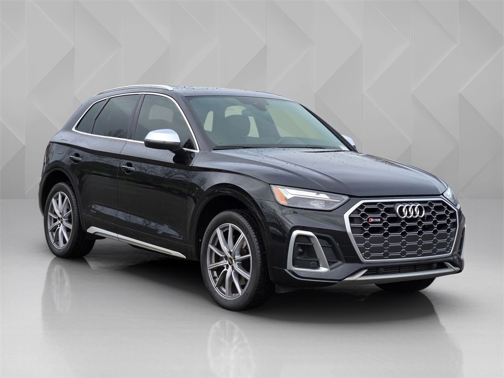 2023 Audi SQ5 Premium photo 3