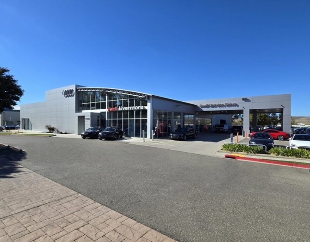 Used 2024 Ford F-150 XLT Truck SuperCrew Cab