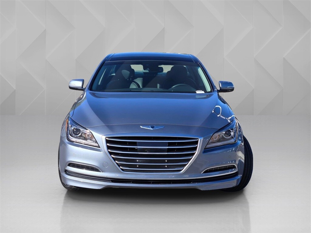 2015 Hyundai Genesis 3.8 photo 2