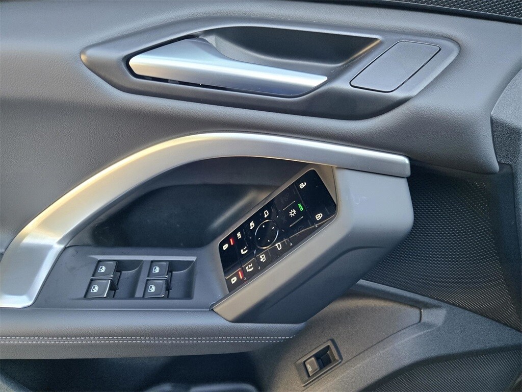2025 Audi Q5 Premium - Photo 19