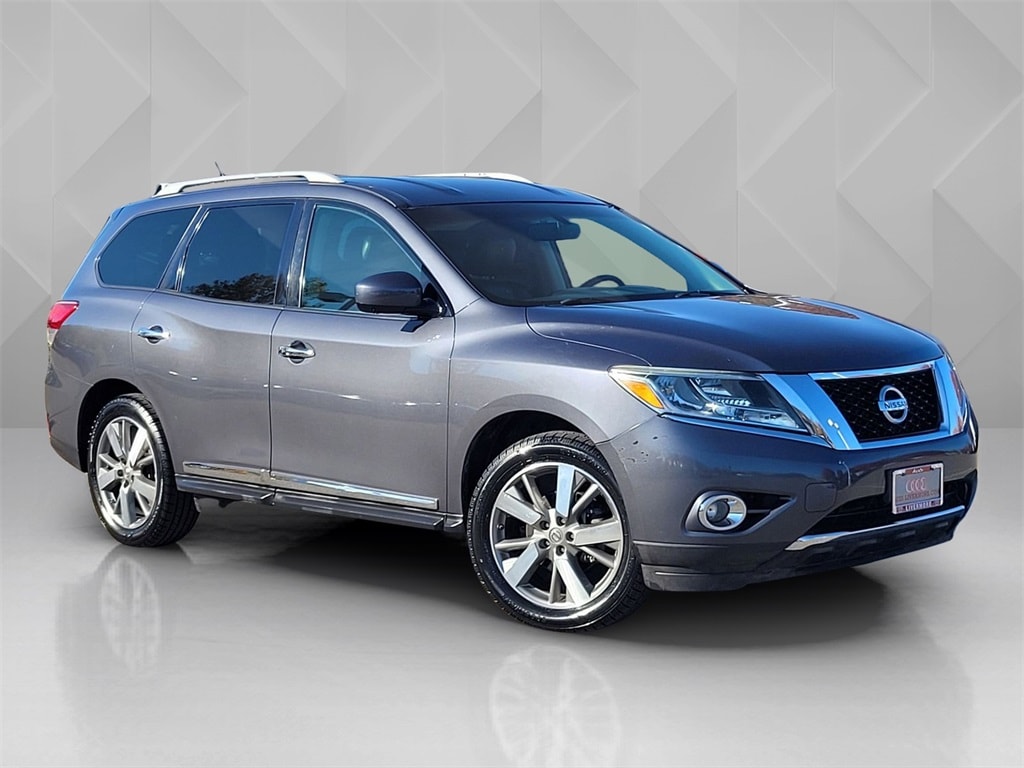Used 2013 Nissan Pathfinder Platinum SUV