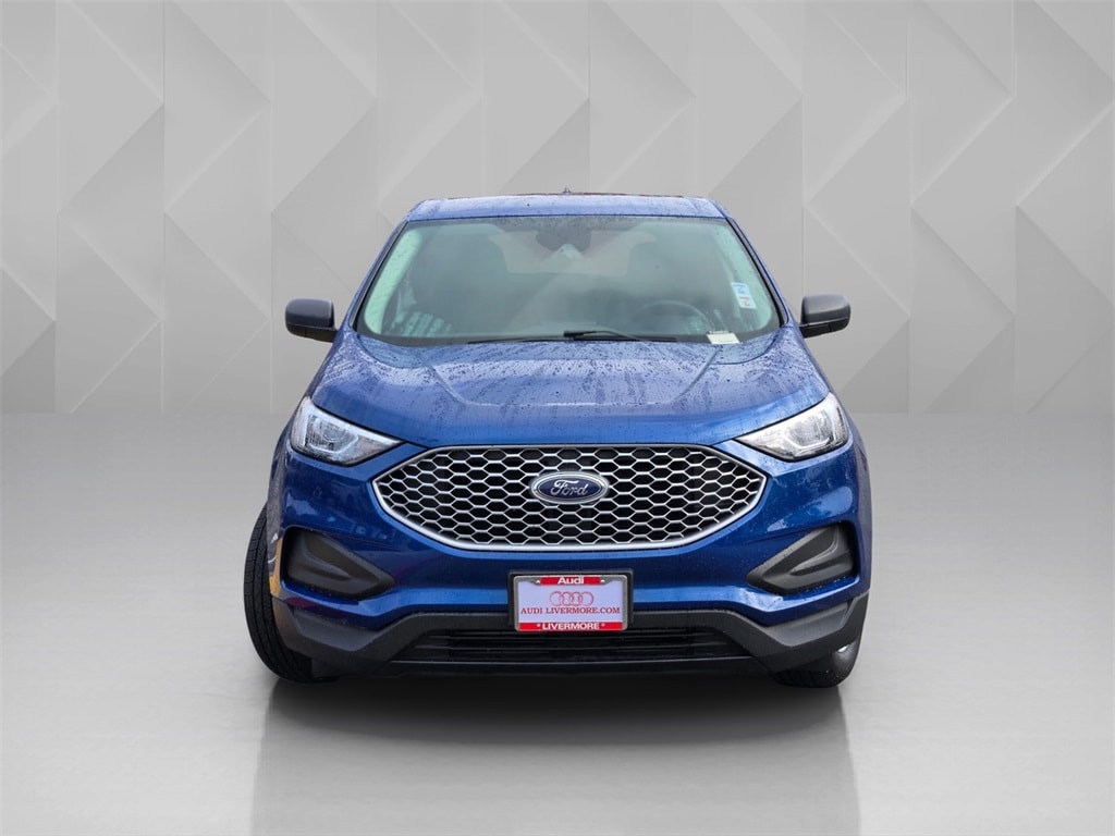 Used 2024 Ford Edge SE SUV