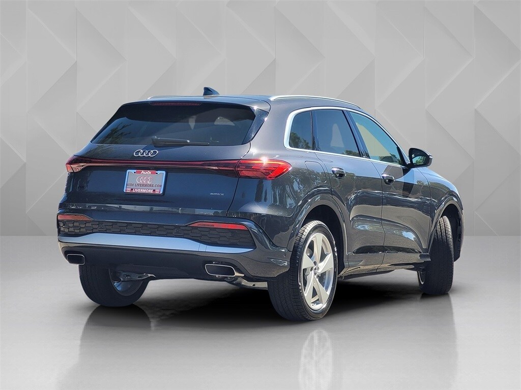 2025 Audi Q5 Premium Plus photo 4