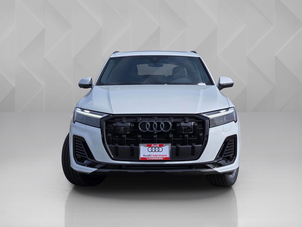 New 2026 Audi Q7 45 Premium Plus SUV