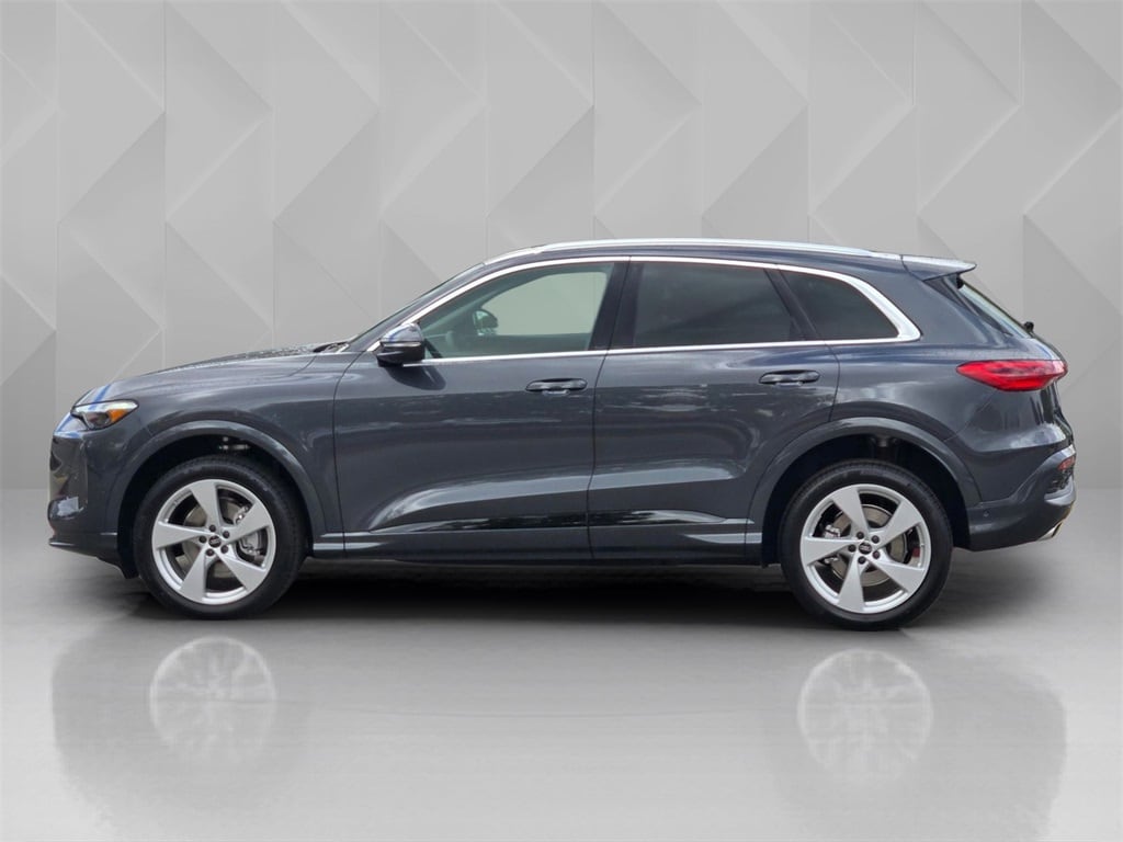 2025 Audi Q5 2.0T Premium Plus photo 3