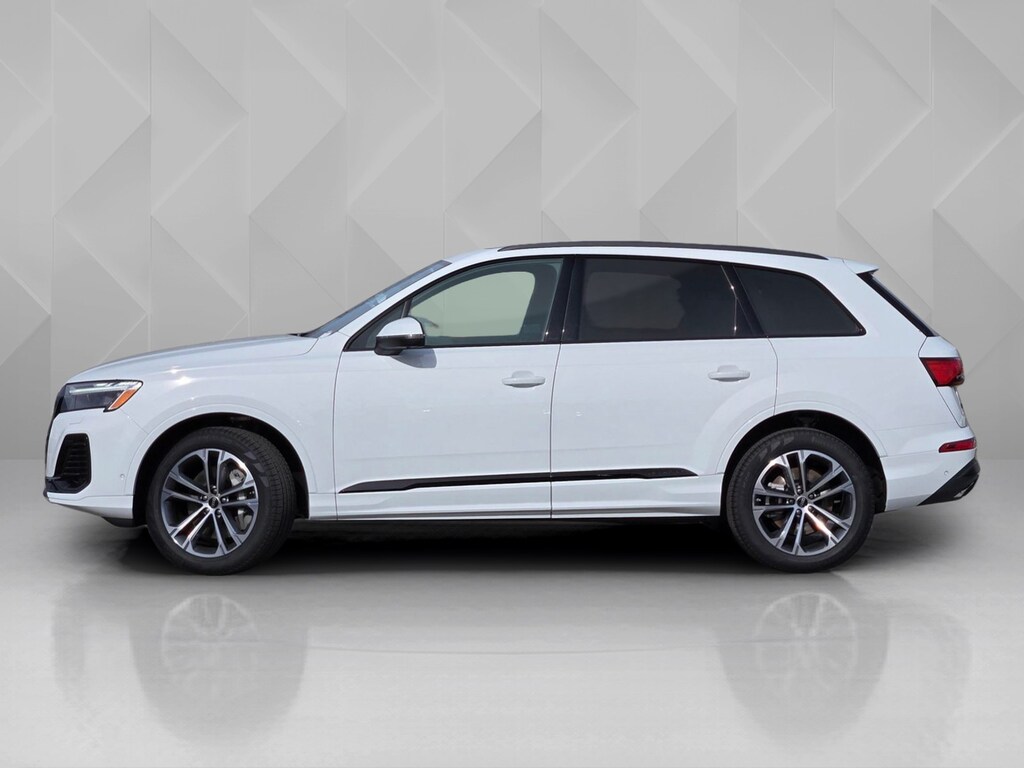 New 2026 Audi Q7 45 Premium Plus SUV