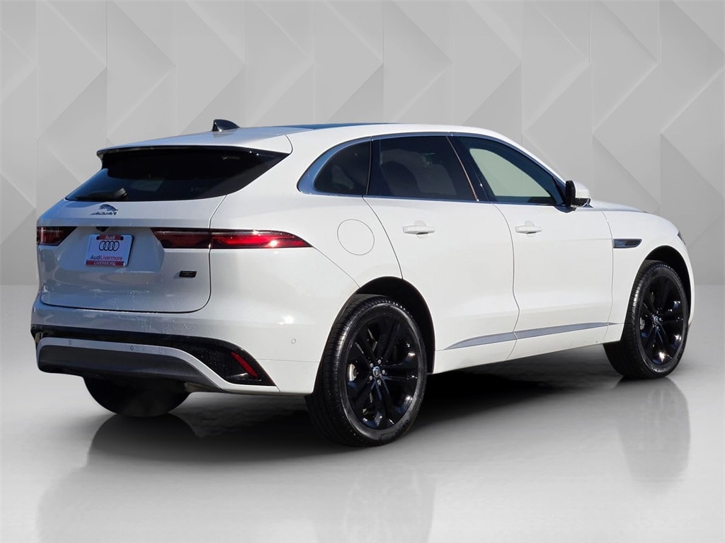 2026 Jaguar F-PACE P250 R-Dynamic S photo 5