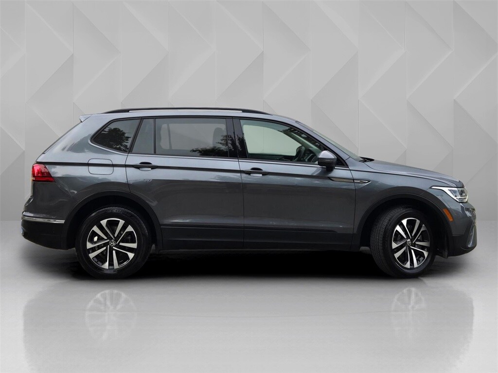 2024 Volkswagen Tiguan S photo 3