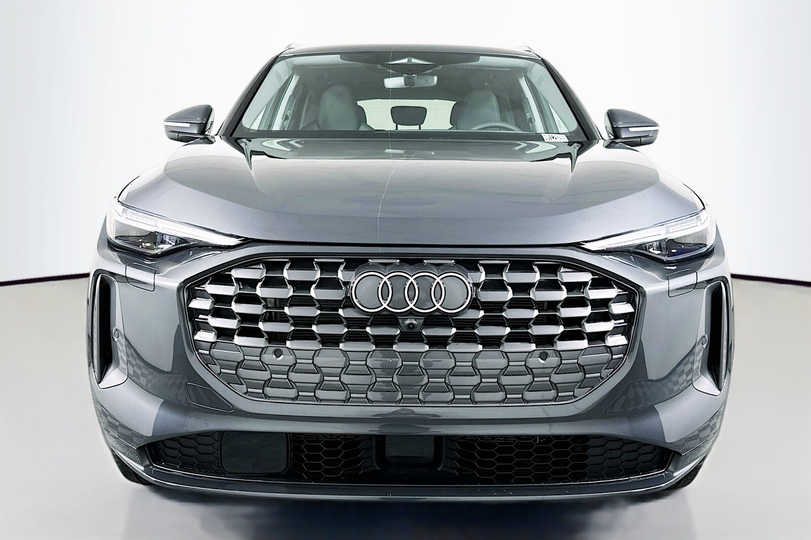 2025 Audi Q5 Premium Plus photo 2
