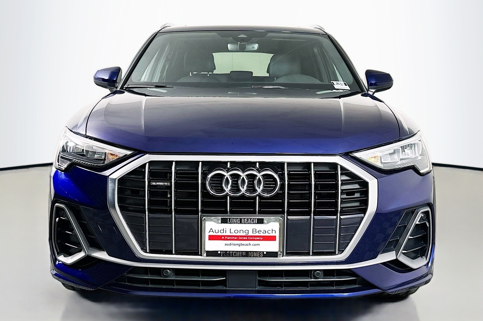 2021 Audi Q3 S line Premium photo 2