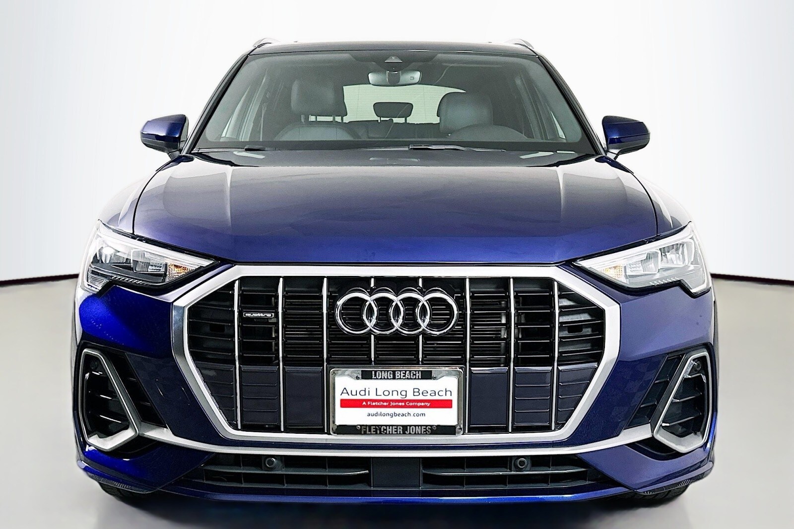 2022 Audi Q3 S line Premium photo 2
