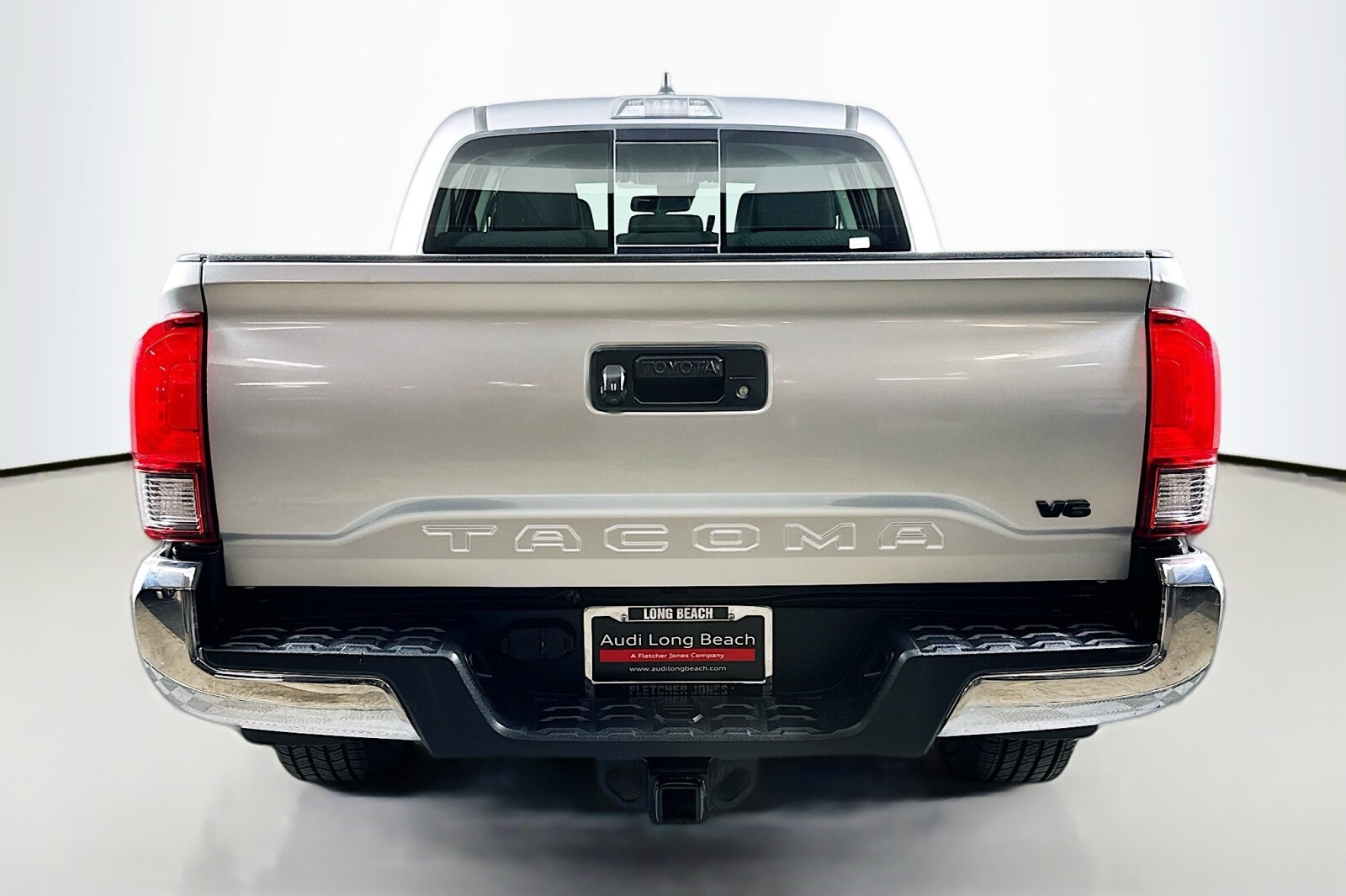 2023 Toyota Tacoma SR5 photo 3