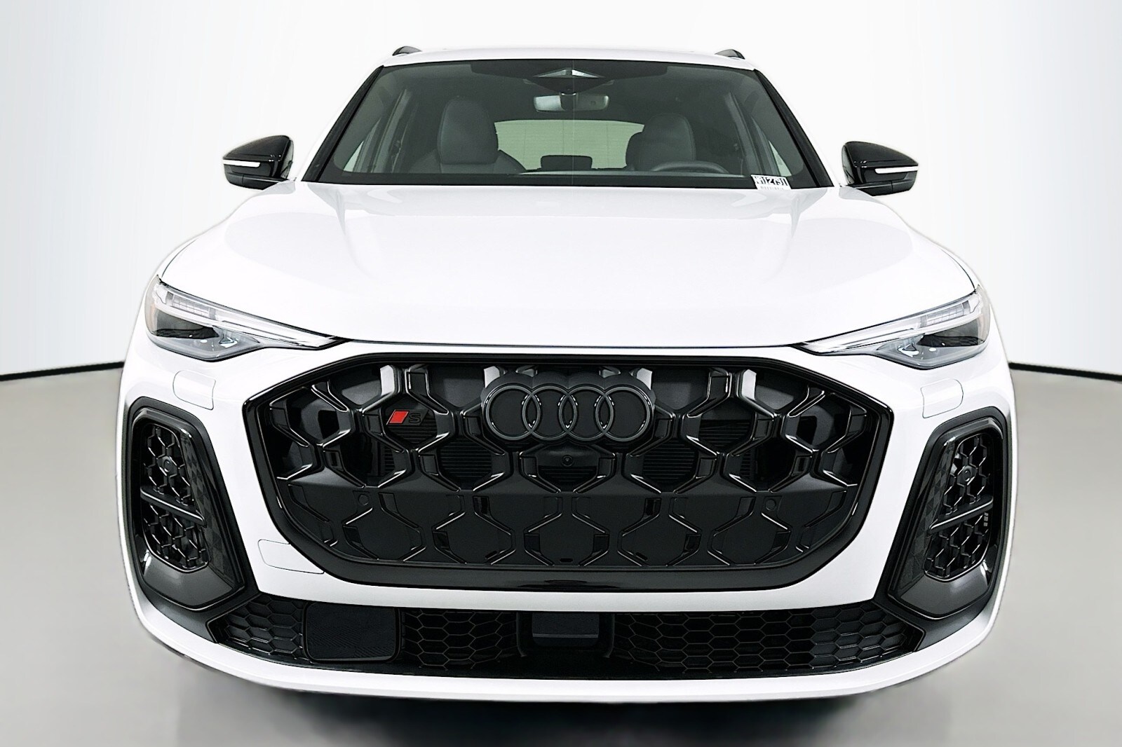 2025 Audi SQ5 Premium Plus photo 2