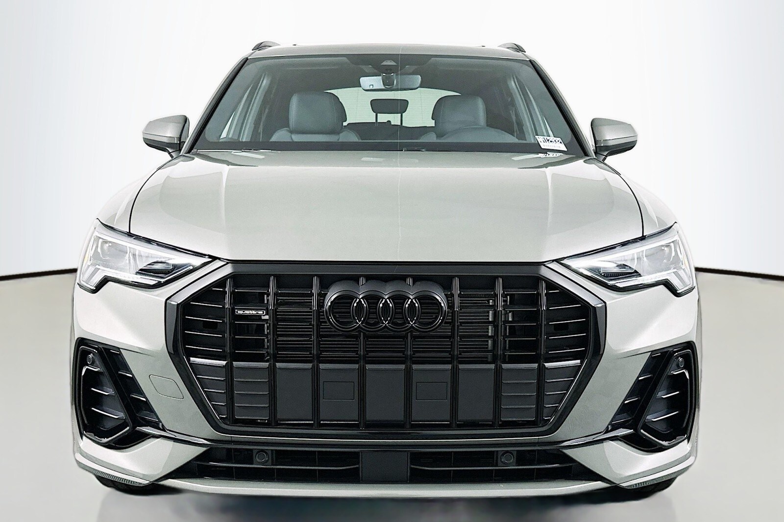 2025 Audi Q3 S line Premium photo 2