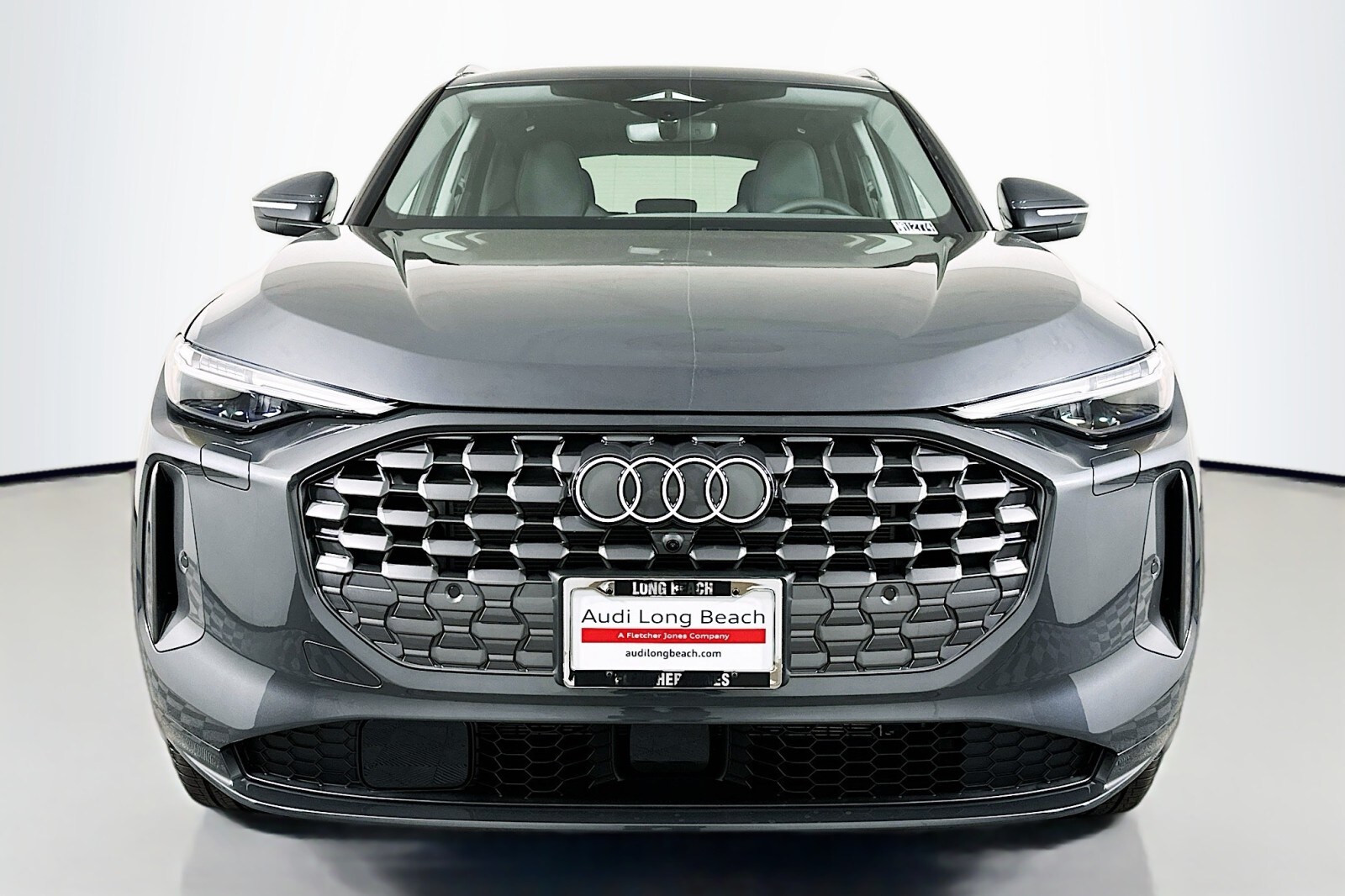 2025 Audi Q5 Premium Plus photo 2