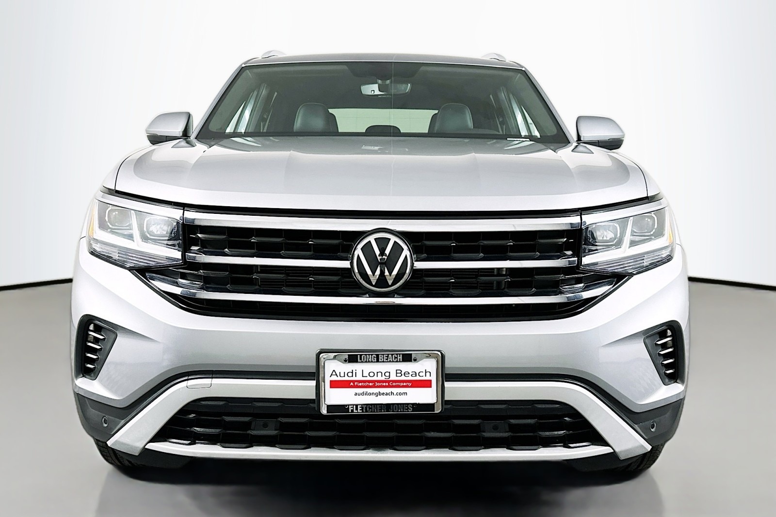 Used 2021 Volkswagen Atlas Cross Sport SE w/Tech with VIN 1V2HE2CA7MC217729 for sale in Signal Hill, CA